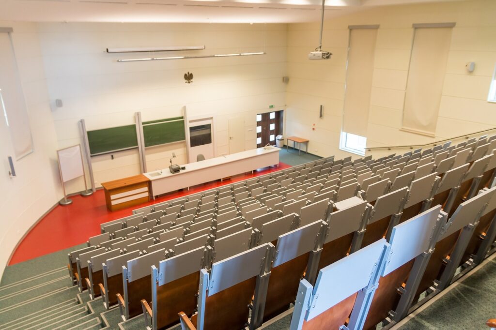 University Clubs & Organizations